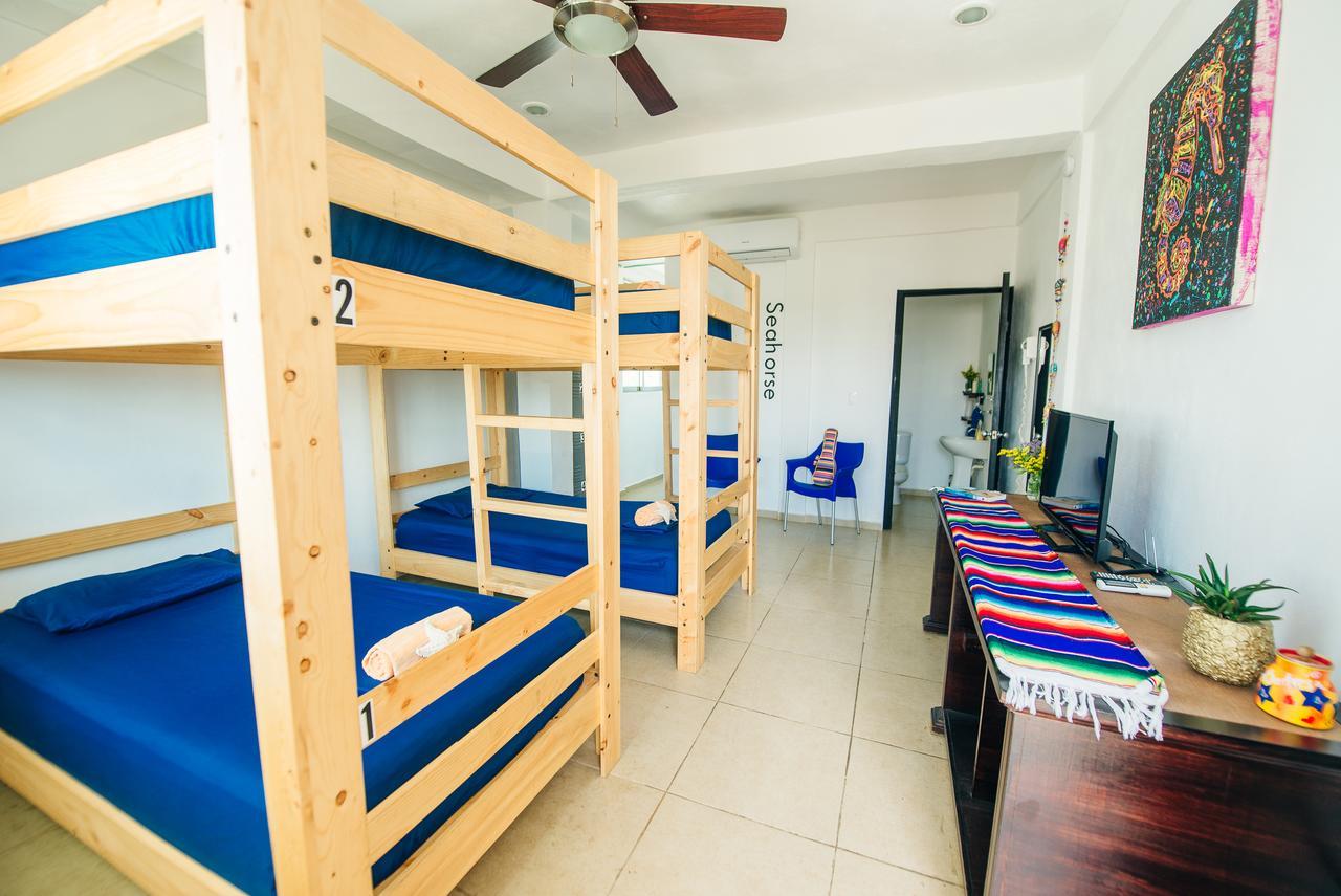 The Mermaid Hostel Beach (Adults Only) Cancun Ngoại thất bức ảnh