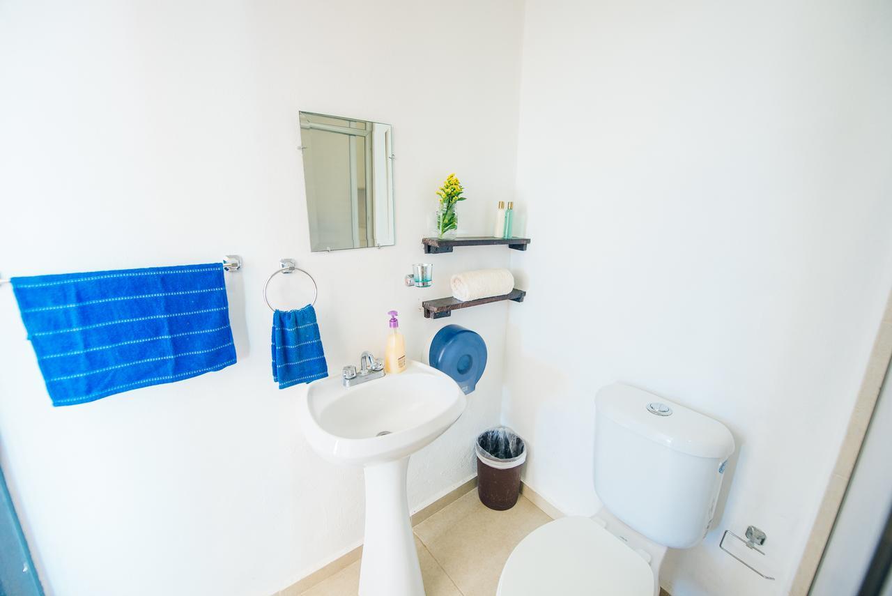 The Mermaid Hostel Beach (Adults Only) Cancun Ngoại thất bức ảnh