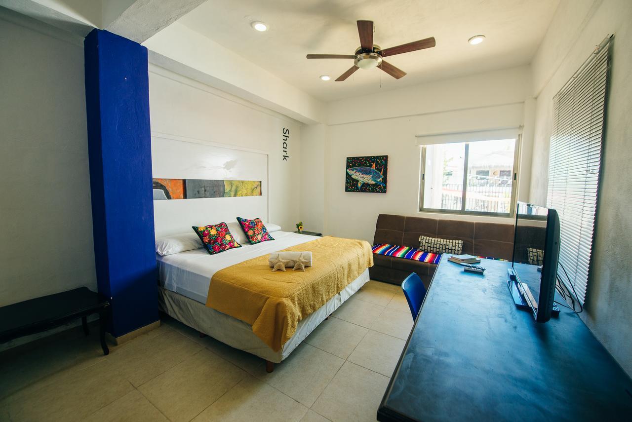 The Mermaid Hostel Beach (Adults Only) Cancun Ngoại thất bức ảnh