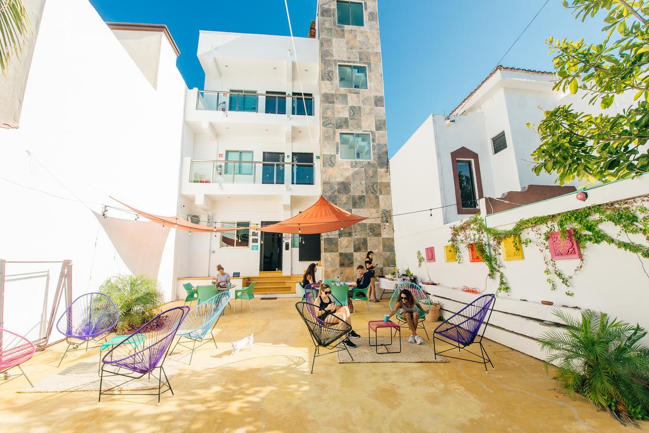 The Mermaid Hostel Beach (Adults Only) Cancun Ngoại thất bức ảnh