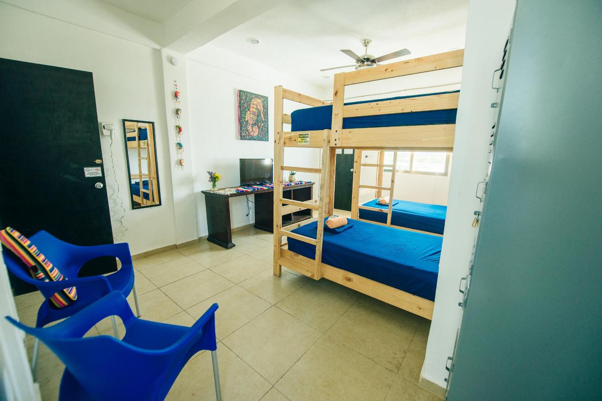 The Mermaid Hostel Beach (Adults Only) Cancun Ngoại thất bức ảnh
