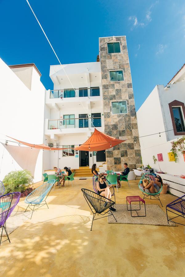 The Mermaid Hostel Beach (Adults Only) Cancun Ngoại thất bức ảnh