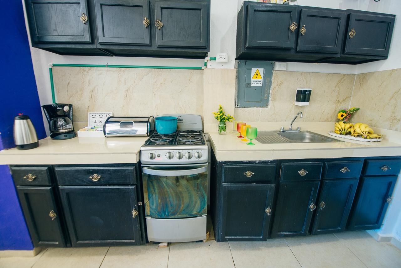 The Mermaid Hostel Beach (Adults Only) Cancun Ngoại thất bức ảnh